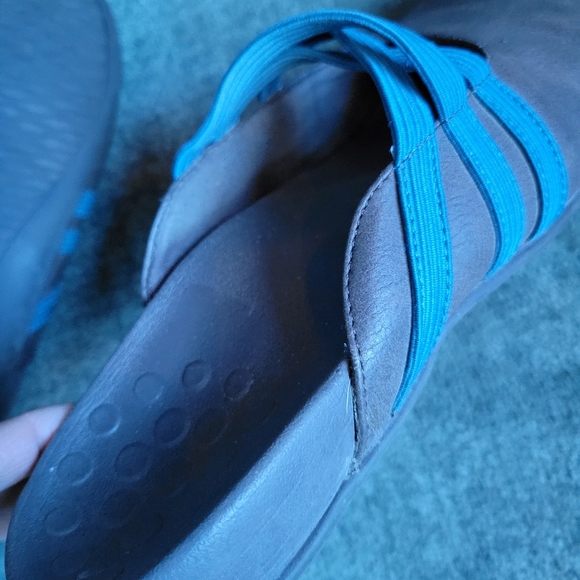 Vionic Orthoheel size 6 mules slides - Picture 4 of 5